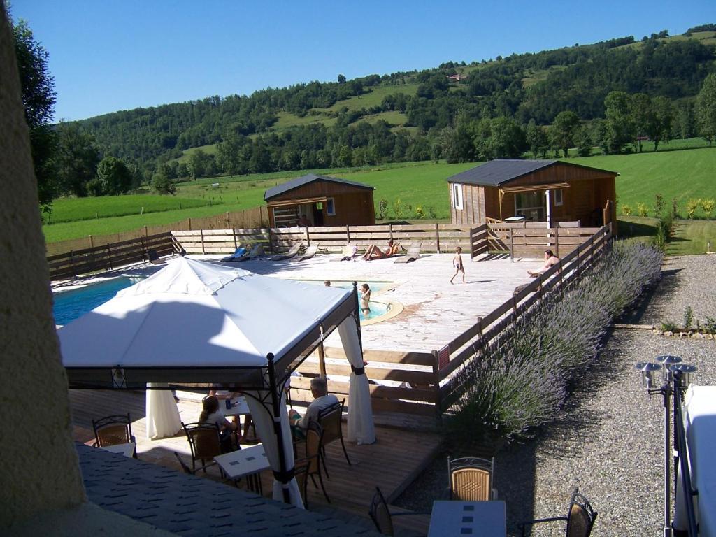 La Tour Du Loup Hotell La Bastide-de-Sérou Eksteriør bilde